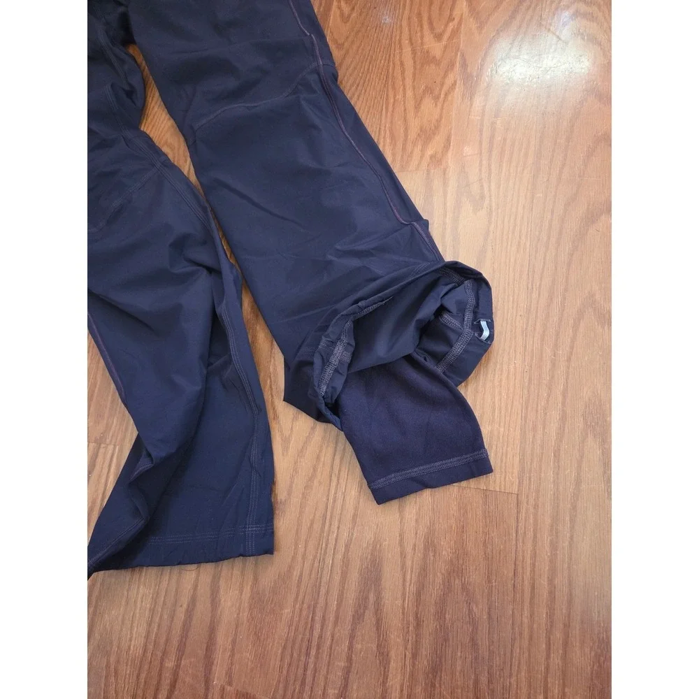 Lululemon Athletica‎ Navy Blue Yoga Pants Athletic Activewear Size 4 LW5721S